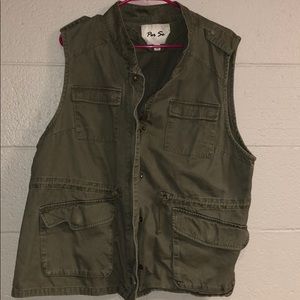 Green vest!